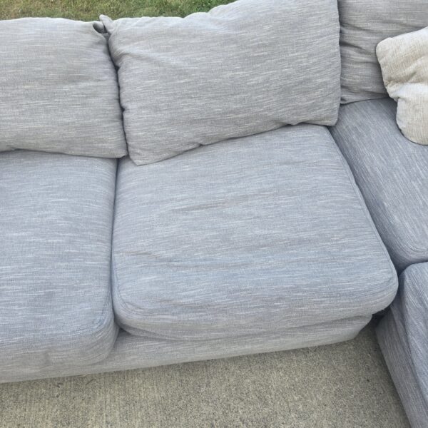 3 piece sectional - Image 4