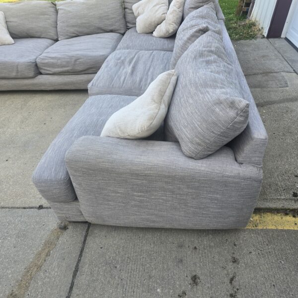 3 piece sectional - Image 6