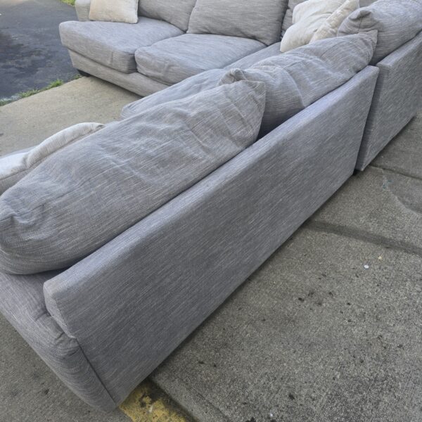 3 piece sectional - Image 7