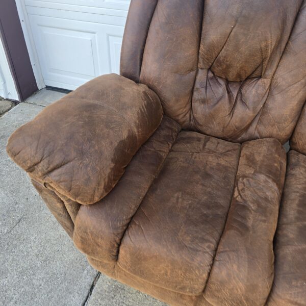 Manual recliner couch sofa - Image 3