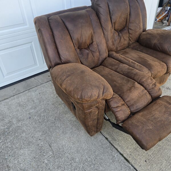 Manual recliner couch sofa - Image 6