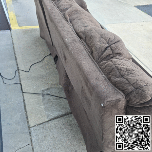Electric Recliner coach - Image 3