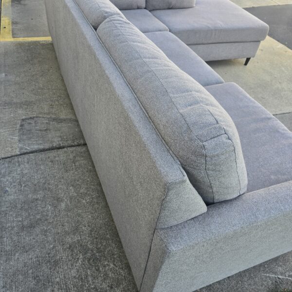 Gray sectional - Image 4